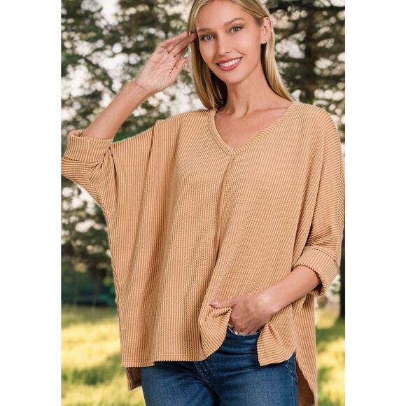 Zenana Textured Hi-Low Hem Folded Sleeve V-Neck Top - Picture 1 of 10